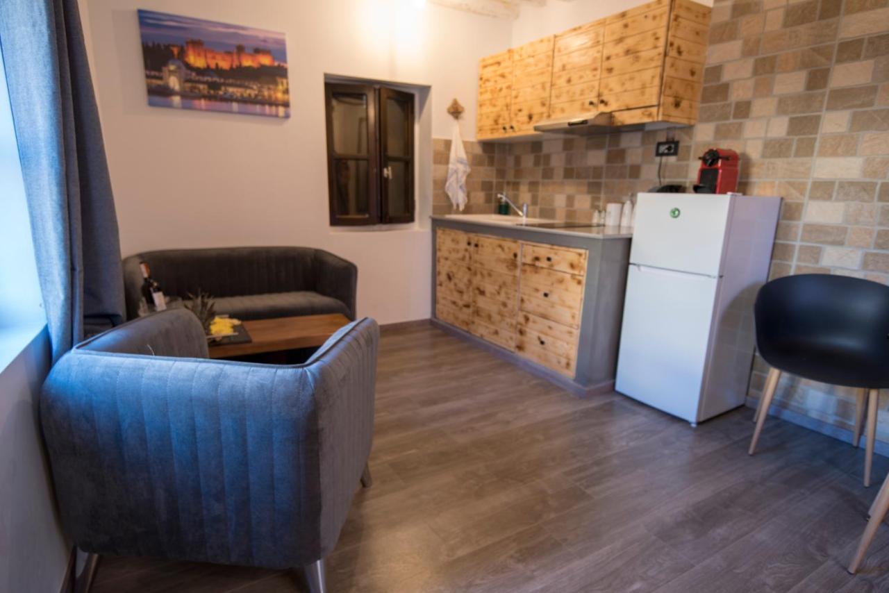 דירות Rhodes City Casa De Mikel מראה חיצוני תמונה